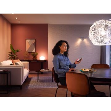 Základní sada Philips Hue WHITE 3xE27/9,5W 2700K + zařízení k propojení